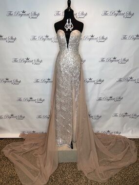 NWT Claire’s Collection Pageant, Prom or wedding gown!